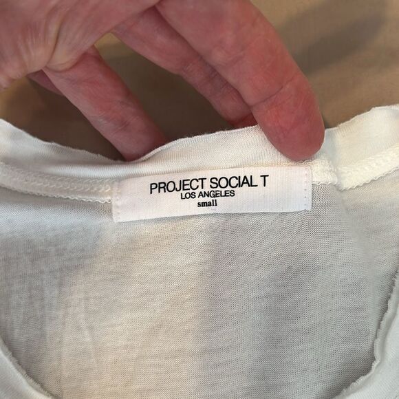 NWOT Project Social T size small “Vacation Por Favor” graphic thin white shirt - Picture 3 of 8